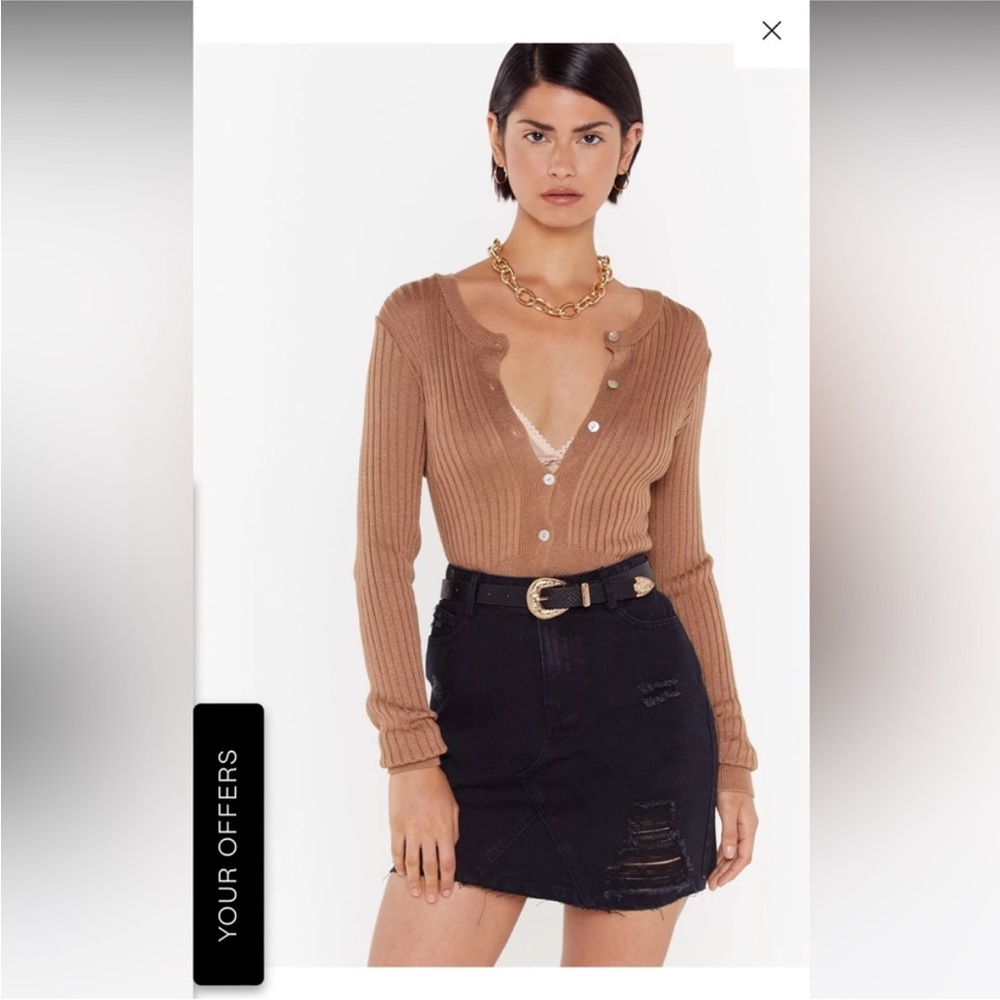 NWT Nasty Gal Distressed Denim High Rise Mini Skirt in Black. Size Small.